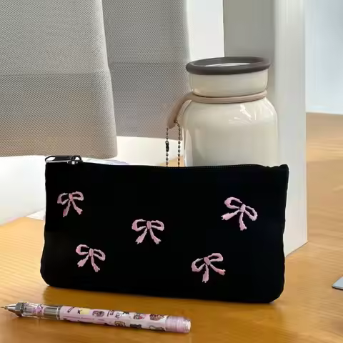 Black bow embroidery pen bag High appearance level Cosmetic storage bag Simple ins cosmetic bag 1 pa