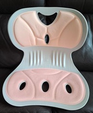 人體工學矯正坐墊