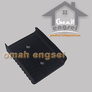 AK 203 Outside Square 35 11 Yane Black Plastic Footwear