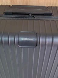 RIMOWA 黑色行李箱 仿款