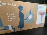 Electrolux 伊萊克斯 極致呵護300 1200瓦摺疊手持式蒸氣掛燙機(E5GS1-11WP)