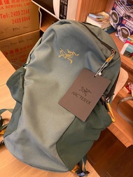 Arcteryx Mantis 16 backpack