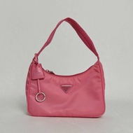 PRADA Hobo腋下包粉色尼龍銀扣肩背包