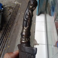 Keris Betok Sigar Jantung Kuningan Hitam Antik