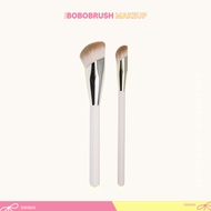 RARE BEAUTY concealer Brush Liquid Touch