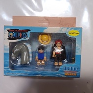 One Piece Japanese Genuine Golden Cat Brand New, Building Block Man DEQUE One Piece UNIFIVE Double D