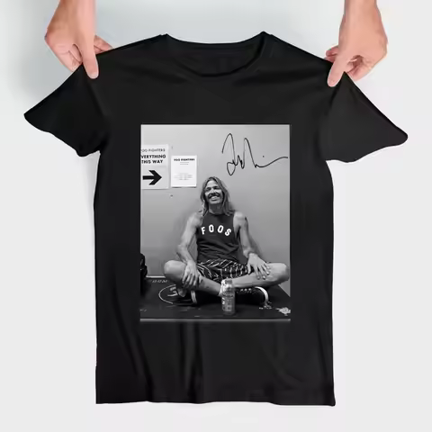 Taylors Hawkins Rock Drummer Rip 1972-2022 foos fighters Gift For Fan T-Shirt