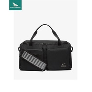 NIKE UTILITY POWER TRAINING 31 L DUFFEL BAG (CK2795 010)