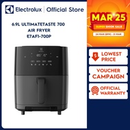 Electrolux 6.9L Air Fryer, 4-Program, Air Fry, Steam, Bake, Dehydrate, UltimateTaste 700, E7AF1-700P