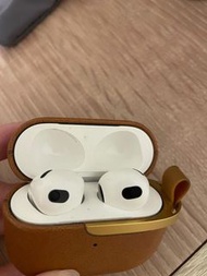 Apple AirPods 3 蘋果無線耳機（右耳有點故障）