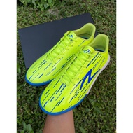 Specs futsal shoes anti-slip anti-slip affordable price unisex