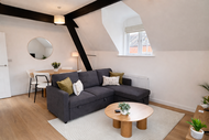 Owls Roost | 2-Bedroom Apartment | Sleeps 5