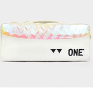 กระเป๋าแบดมินตัน/ เทนนิส  239BT004U