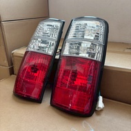 ไฟท้าย Toyota Land cruiser FJ80 82 ปี 1990-1997  สีขาว-แดง โล๊ะสต๊อก  สินค้าส่งจากในไทย 1-3 วัน สินค