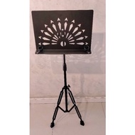 Note Stand Diamond Pattern