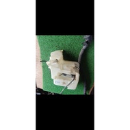 Bmw E60 wiper tank used