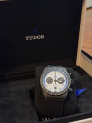 Tudor Black Bay Chrono Carbon 25