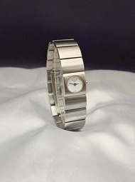 ELLE paris นาฬิกาข้อมือหญิง ระบบควอตซ์ สแตนเลสทั้งเรือน ทรงกำไล รับประกัน  1ปี