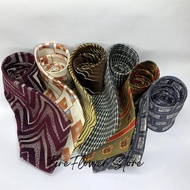 VINTAGE TIE - SILKTIE - FORMAL SILK TIE - VINTAGE TIE - WORK TIE - FASHION TIE - PAISLEY NECKTIE - P