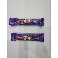 Chocolate cadbury zip chocolate &amp; Strawberry wafer Wrapped In chocolate - Retail