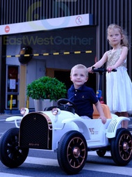 東西物聚 - 包安裝送貨【白色】+12V7A電瓶+玩5小時+摺疊腳踏+藍牙兒童電動車