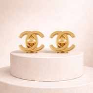 Chanel CC Turnlock Earrings Gold Clip-On Vintage 金色 CC 轉鎖 夾式 耳環 復古