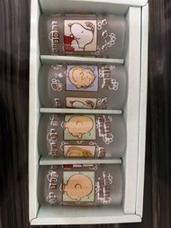 Snoopy and His Friends玻璃水杯(一套)
