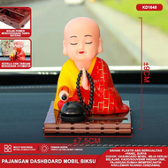 Pajangan Dashboard Mobil Dewa Uang Rejeki/ Budha/Ganesha/ Kwan Im - Hiasan Solar Power Premium