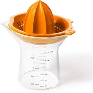 OXO  GoodGrips 2-in-1 Citrus  Juicer  350ml  Measurement  markings  up to 1. 5  cups/350  ml  Drip -