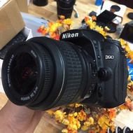 Máy ảnh Nikon D90 kèm lens 18-55 VR đẹp xuất sắc