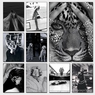 Luxury Fashion Feminism Poster Vintage Black And White Print Home Decor,No Frame Canvas Painting Gif