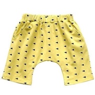 黃色小三角型短褲