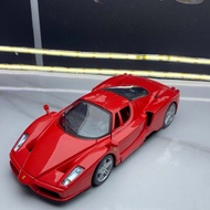 1: 24 Ferrari Enzo Enzo Alloy Car Model, Red Version, Alloy Material, Car