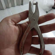 1 Hole Paper Punch 1 Piece