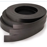 1-5Meter/LOT Rubber Magnet 10*2 12*2 12.5*1.5mm  20*2 25*2 mm Flexible Magnetic Strip Tape 10X2/30x1