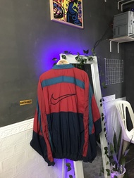 Nike Big Logo Stitching Vintage Windbreaker Jacket