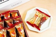 Order Item 訂購款 - Audrey Glacier 士多啤梨花束餅 (原味/朱古力味) 紙盒裝