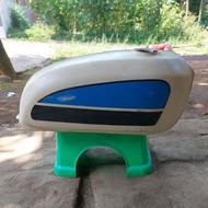 CB 100 Gelatik tank, custom CB 100 tank