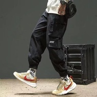 Pelbagai Poket Trend Seluar Kargo -Cargo Pants Trend Multi Pocket Seluar Kargo Lelaki 工装裤男女
