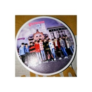 [READY] Lens Nine X Wanna One Hand Mirror