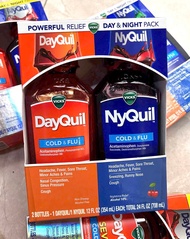 Siro ho Vicks DayQuil & NyQuil Cough Suppressant 2 chai ngày đêm của Mỹ
