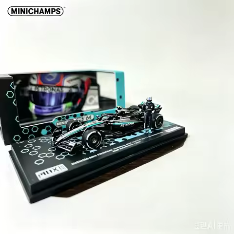 MINICHIAMPS 1:64 Malaysia MDX Exhibition F1 W16 Kimi Antonelli 2025 AMG Petronas Desktop Decoration,