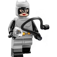 Original Lego DC Super Heroes - Catwoman (Light Bluish Gray Suit) 76271 Minifigure new