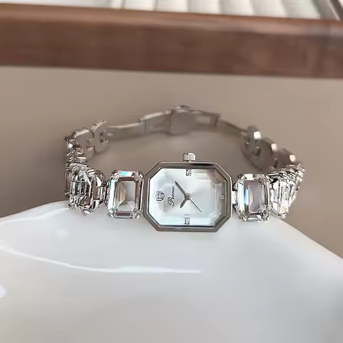 UTHAI Women Watches for Girls Wrist Quartz Watch Rectangle Dial Gold Sliver White Diamond Ladies Fas