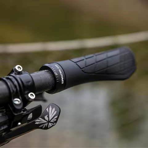 2025 Ergon GA3 Ergonomic All-Mountain Bike Grips Comfort & Wrist Support for MTB Non-Slip Mountain R