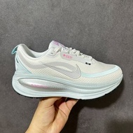 🤩必備慢跑鞋🤩 晴雨兩穿透氣輕彈女款緩震跑步鞋 | Nike ZoomX Vomero 17 GORE-TEX Invisible Fit Women's Running Shoes|