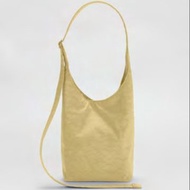 (พร้อมส่ง) BAGGU Small Nylon Sling กระเป๋าสะพายน้ำหนักเบา นำเข้าจากประเทศอเมริกา