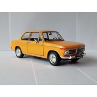 Diecast Car bmw 2002 Ti white Welly 1:24 bmw 645 Ci bmw 745i Tomica no. 61 bmw Z4 Diecast sports car