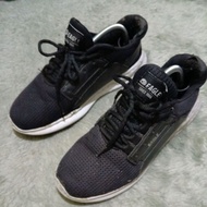Eagle Running Shoes Size 40 insole 25 cm