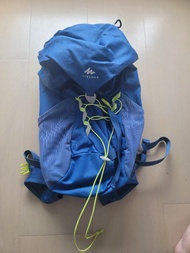 Quechua 藍色背包/行山 背包